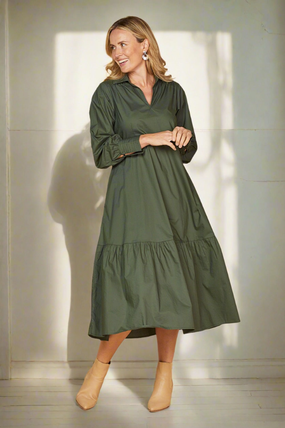 Sabre V-Neck Poplin Dress in Bottle Green