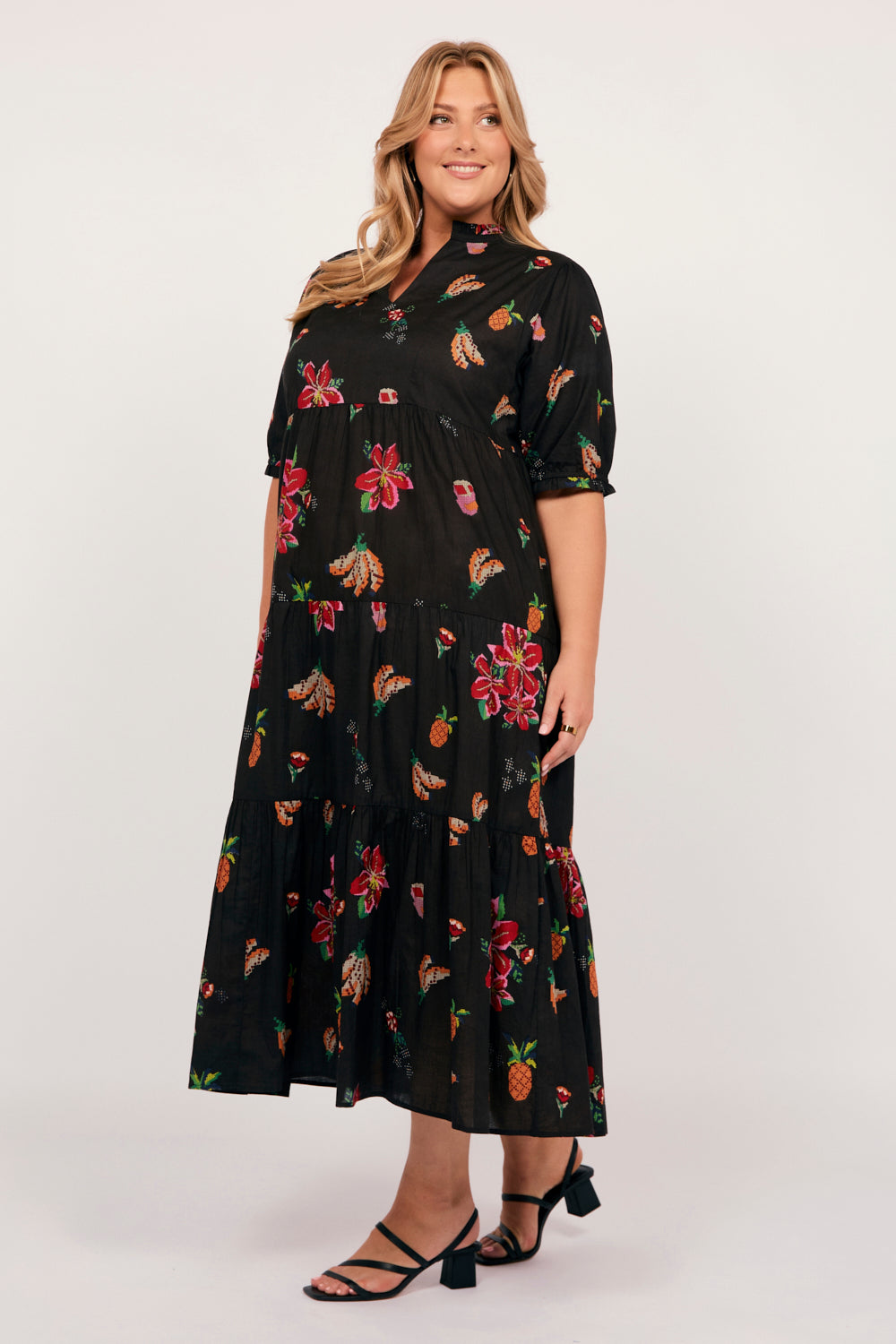 Sabre V-Neck Dress in Tapestry Blooms