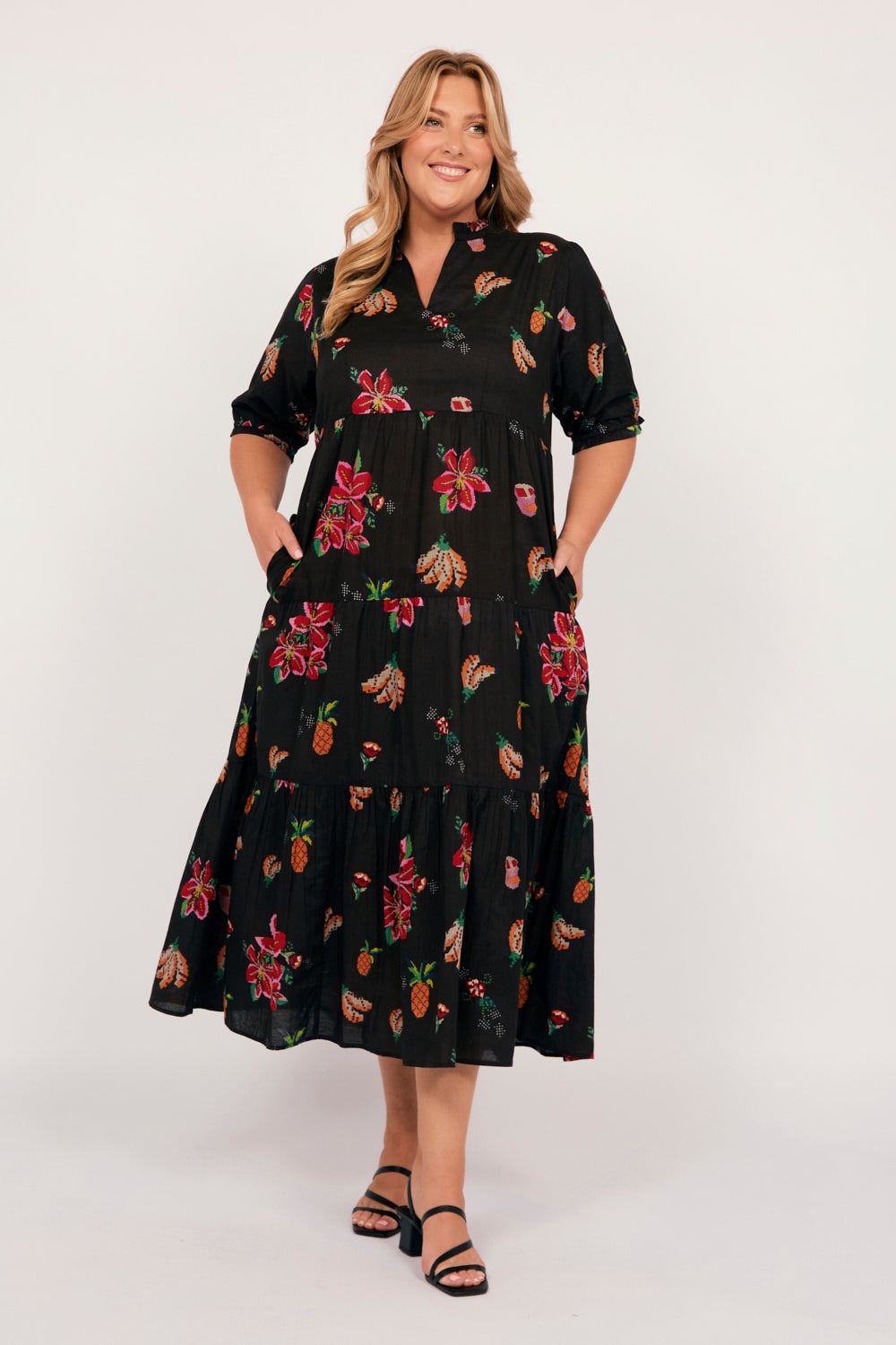 Sabre V-Neck Dress in Tapestry Blooms