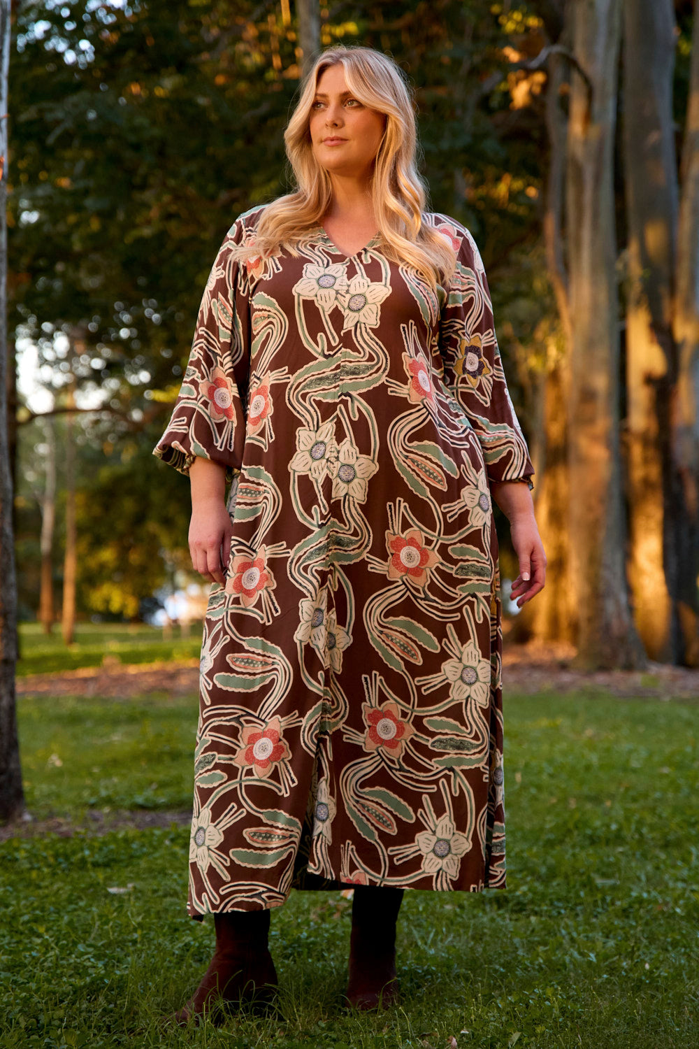 Tamryn Long Sleeve Dress in Twilight Grove