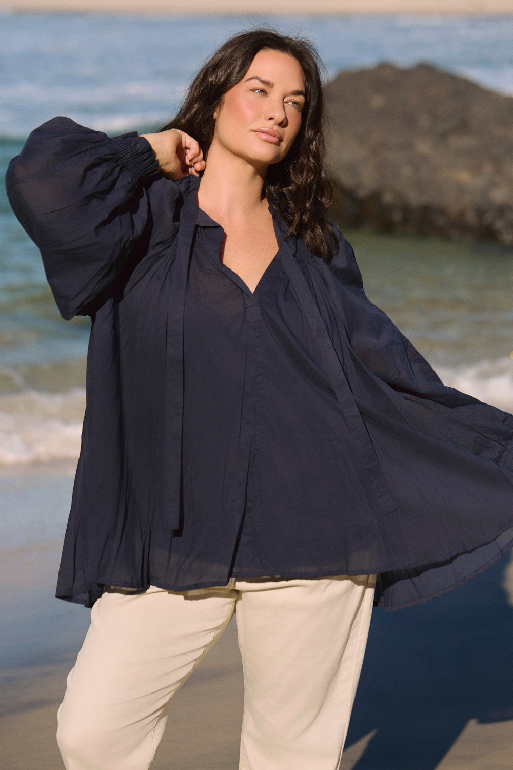 Wren Billow Sleeve Blouse in Navy