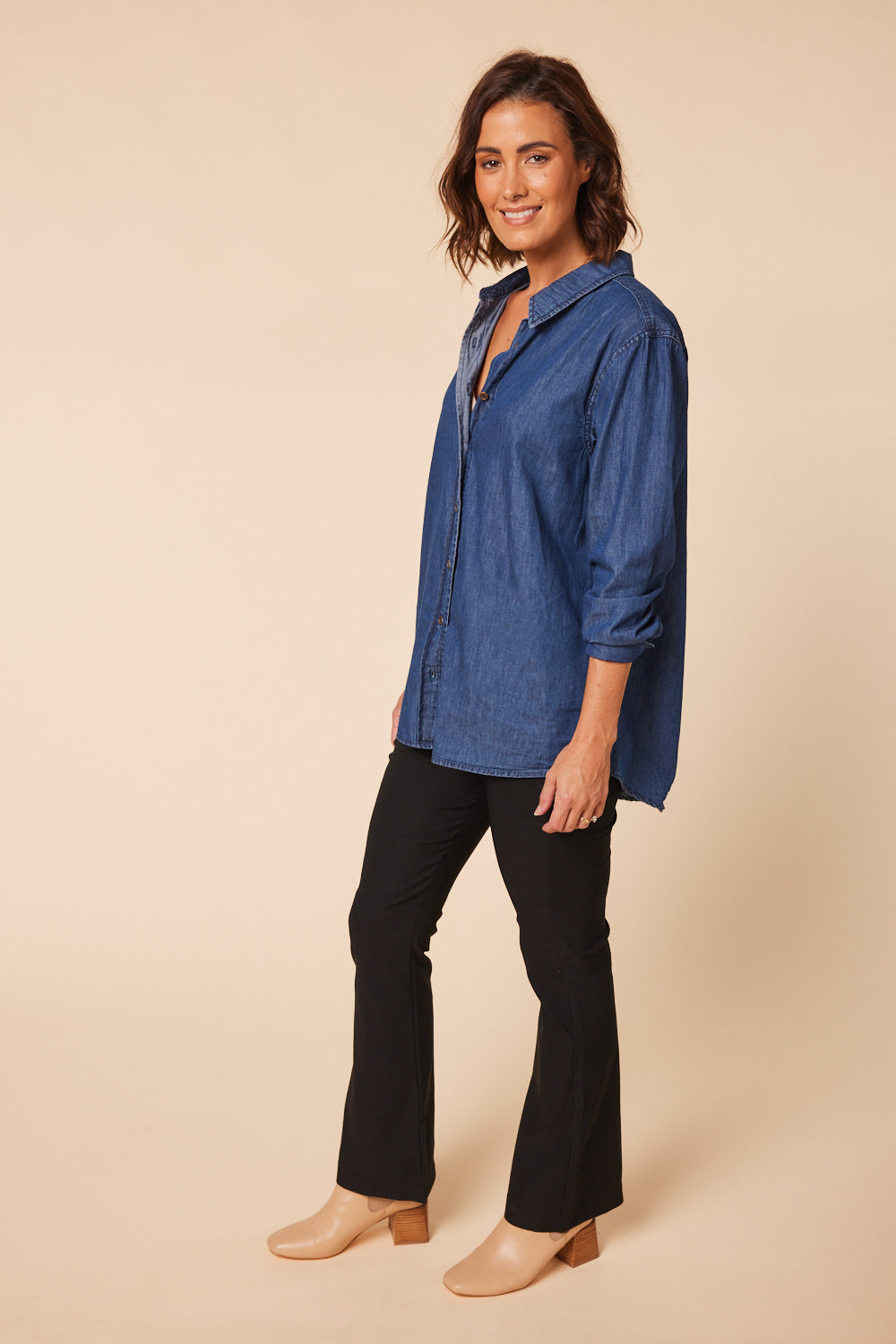 Sam Shirt in Chambray (7113004580938)